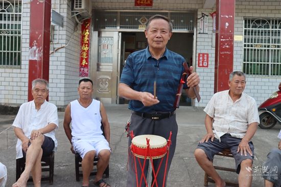 1鼓書(shū)宣講，群眾樂(lè)聞.jpg.jpg